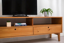 Lowboard Charme - Fernsehtisch mit Design im Retro-Stil - Memomad