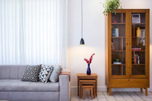 Vitrinenschrank Charme - Kabinett mit Glastüren und Schublade - Memomad